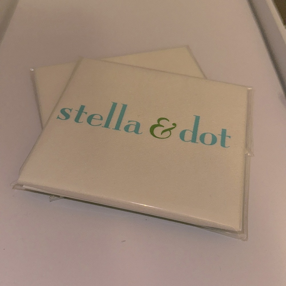 Jewelry polishing cloths